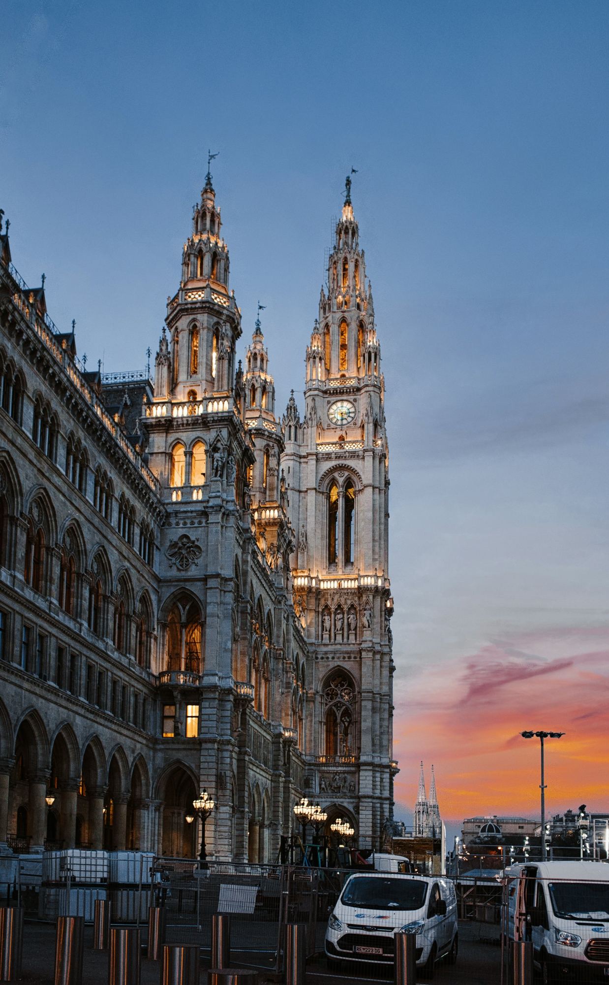 Vienna City Hall at dusk